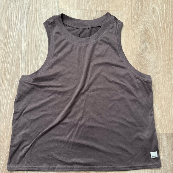 Vuori Energy Top in Hazel Heather Small Pristine Condition Worn Once - Picture 2 of 5